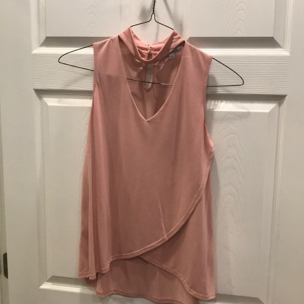 Spring top. Sleeveless